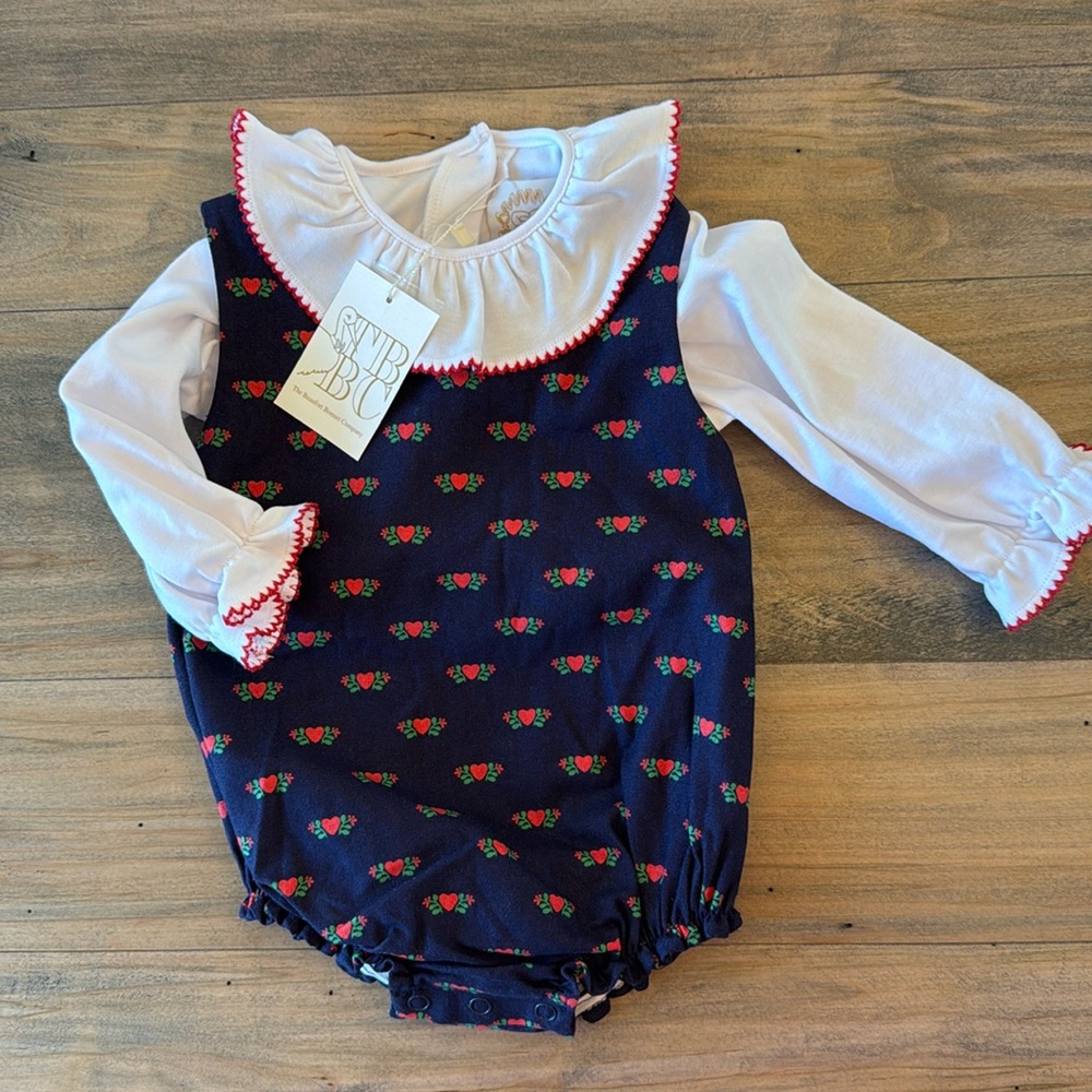 The Beaufort Bonnet Company girls bubble set- size 6-12 with snaps-